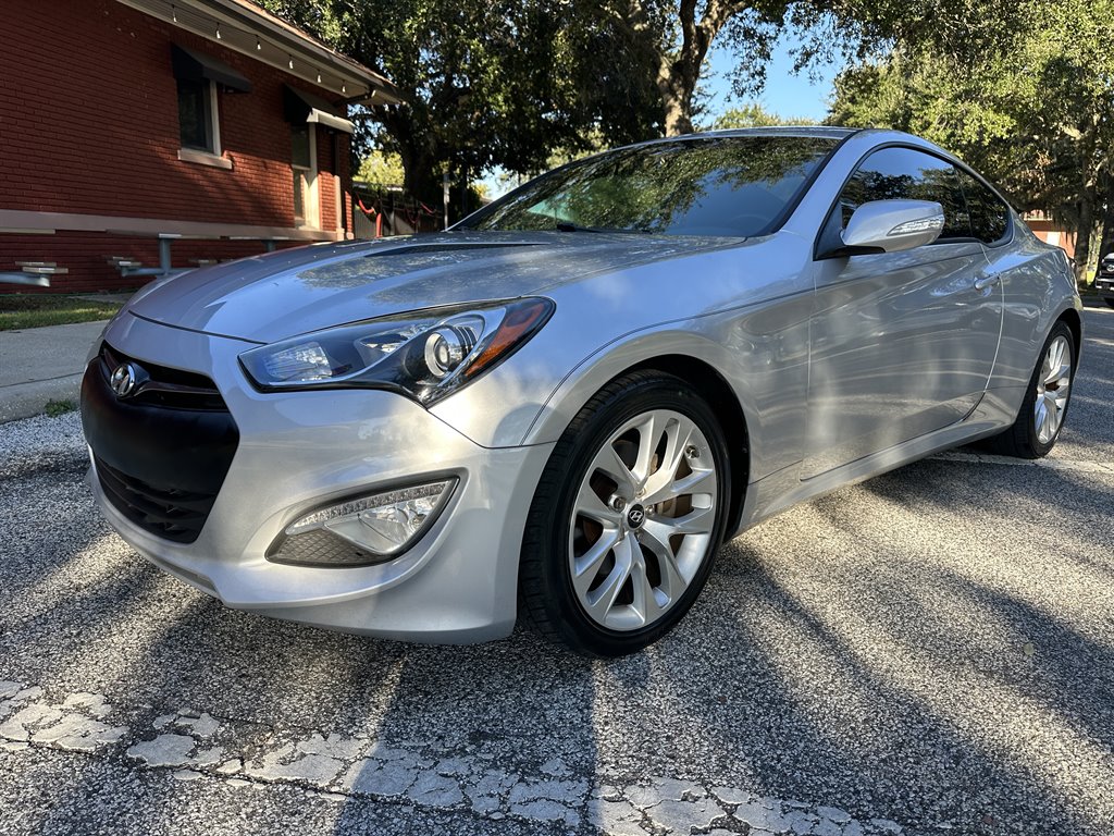 2016 Hyundai Genesis Coupe Base