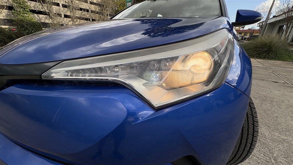 2018 Toyota C-HR XLE - Photo 15