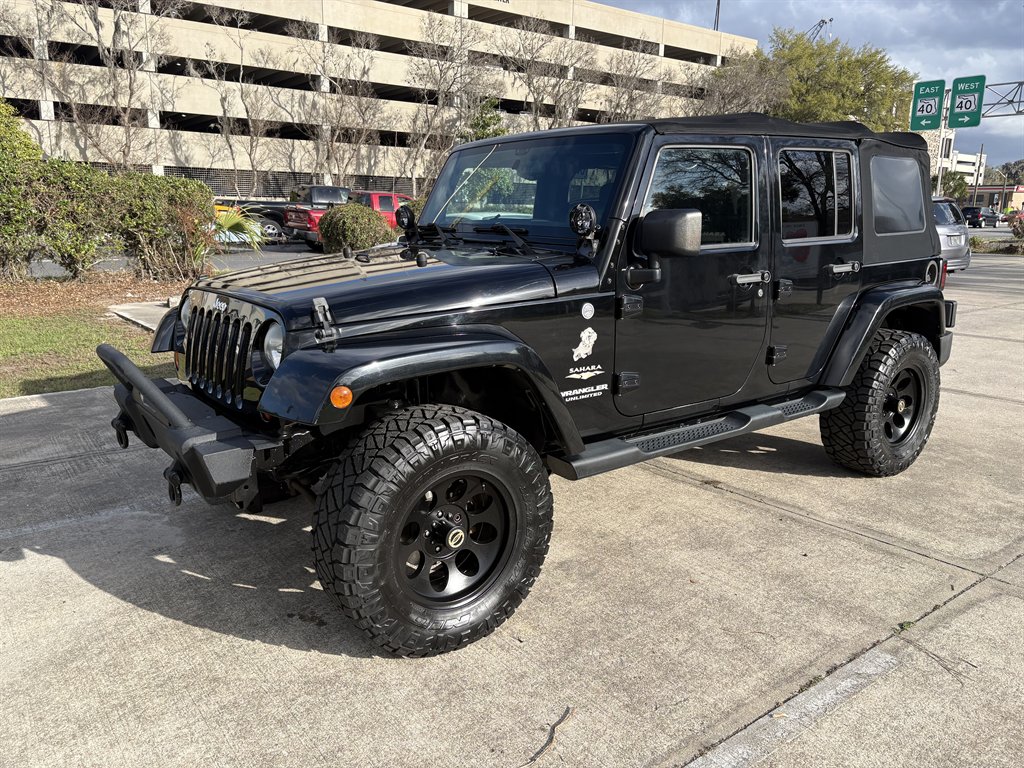 2013 Jeep Wrangler Unlimited Sahara